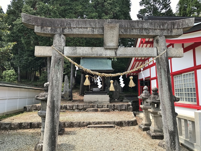 久尻神社　諏訪神社