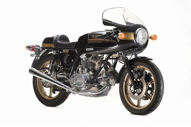 s-Ducati-900SS-1480x987.jpg